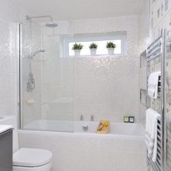 Azulejo branco - Criando um design espetacular. 300+ (foto) Acabamentos interiores