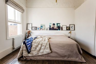 Quarto de design em estilo moderno (125 + fotos) - Cortinas brancas / papel de parede / guarda-roupa. Como não exagerar com uma escolha?