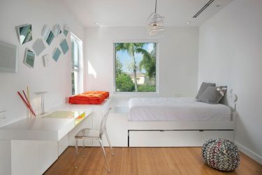 Quarto de design em estilo moderno (125 + fotos) - Cortinas brancas / papel de parede / guarda-roupa. Como não exagerar com uma escolha?