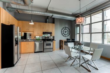 O relógio na cozinha - Modelos de parede para criar conforto (mais de 135 fotos). Grandes e originais opções do-it-yourself