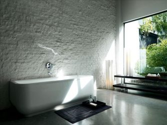 Decoração de casa de banho com pedra artificial: lavatório, bancada, prateleiras. Recursos de uso de material