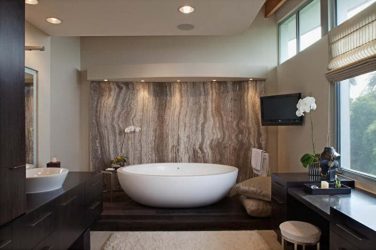 Decoração de casa de banho com pedra artificial: lavatório, bancada, prateleiras. Recursos de uso de material