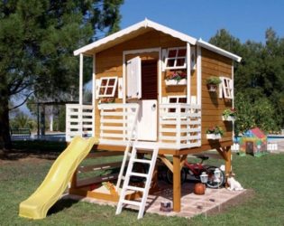 Como fazer uma casa confiável e bonita para crianças de madeira com as próprias mãos? 185+ (Fotos) Projetos para dar