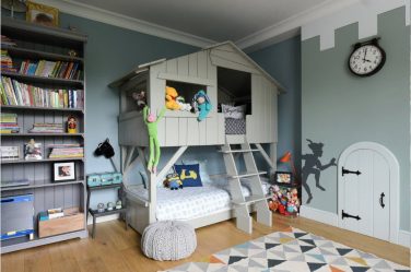 Como fazer uma casa confiável e bonita para crianças de madeira com as próprias mãos? 185+ (Fotos) Projetos para dar