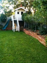 Como fazer uma casa confiável e bonita para crianças de madeira com as próprias mãos? 185+ (Fotos) Projetos para dar