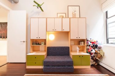 Projetar um quarto de crianças com um sofá macio: como e onde devo colocá-lo?