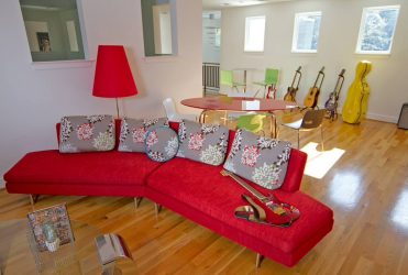 Projetar um quarto de crianças com um sofá macio: como e onde devo colocá-lo?