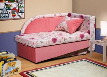 Projetar um quarto de crianças com um sofá macio: como e onde devo colocá-lo?