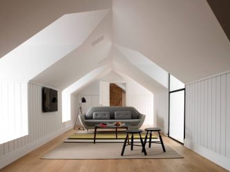 Bela casa de um andar com um sótão (mais de 100 projetos fotográficos). Por que é elegante e barato ao mesmo tempo?