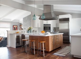 Como fazer uma cozinha de madeira As mãos (mais de 210 fotos): Escolhendo móveis para design elegante