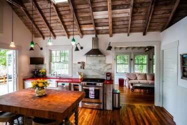 Como fazer uma cozinha de madeira As mãos (mais de 210 fotos): Escolhendo móveis para design elegante