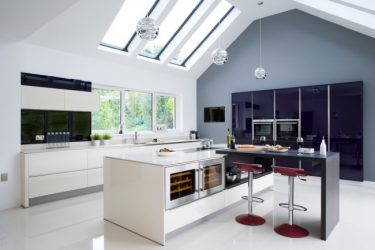 Como fazer uma cozinha de madeira As mãos (mais de 210 fotos): Escolhendo móveis para design elegante
