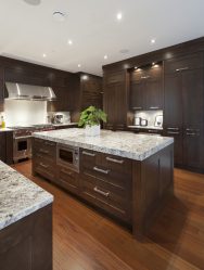 Como fazer uma cozinha de madeira As mãos (mais de 210 fotos): Escolhendo móveis para design elegante