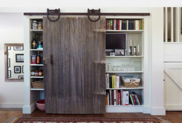 Portas com inserções de vidro: 180+ (foto) opções de plástico, madeira e alumínio (entrada, interior, cupê)