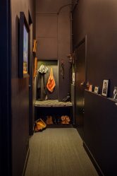 Fazemos o interior em preto: Cortinas / Papel de Parede / Teto (185 + Foto). Acento brilhante de seu design