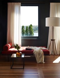 Fazemos o interior em preto: Cortinas / Papel de Parede / Teto (185 + Foto). Acento brilhante de seu design