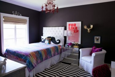 Fazemos o interior em preto: Cortinas / Papel de Parede / Teto (185 + Foto). Acento brilhante de seu design