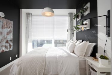 Fazemos o interior em preto: Cortinas / Papel de Parede / Teto (185 + Foto). Acento brilhante de seu design