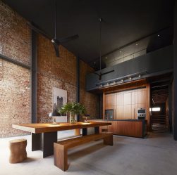 Fazemos o interior em preto: Cortinas / Papel de Parede / Teto (185 + Foto). Acento brilhante de seu design