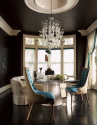 Fazemos o interior em preto: Cortinas / Papel de Parede / Teto (185 + Foto). Acento brilhante de seu design