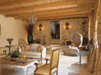 O interior da sala de estar no estilo da Provence - o charme da França em sua casa (mais de 170 fotos)