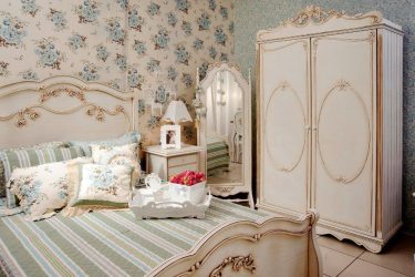 O interior da sala de estar no estilo da Provence - o charme da França em sua casa (mais de 170 fotos)