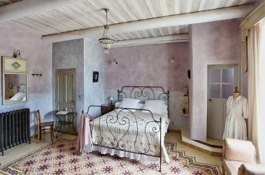 O interior da sala de estar no estilo da Provence - o charme da França em sua casa (mais de 170 fotos)
