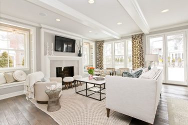 O design da sala de estar na cor da neve branca - criando obras-primas de elite 135+ Fotos de soluções de estilo real no interior