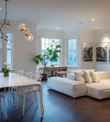 O design da sala de estar na cor da neve branca - criando obras-primas de elite 135+ Fotos de soluções de estilo real no interior