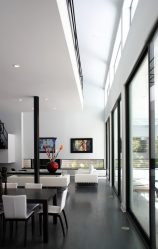 O design da sala de estar na cor da neve branca - criando obras-primas de elite 135+ Fotos de soluções de estilo real no interior