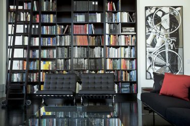 O design da sala de estar na cor da neve branca - criando obras-primas de elite 135+ Fotos de soluções de estilo real no interior
