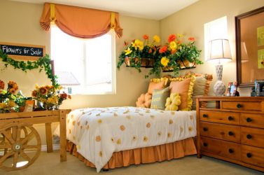 Flores artificiais para interiores de casa: Beleza por muitos anos (bouquets, composições, ekibany)