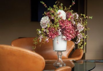 Flores artificiais para interiores de casa: Beleza por muitos anos (bouquets, composições, ekibany)