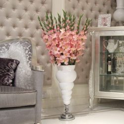 Flores artificiais para interiores de casa: Beleza por muitos anos (bouquets, composições, ekibany)