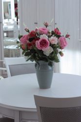 Flores artificiais para interiores de casa: Beleza por muitos anos (bouquets, composições, ekibany)