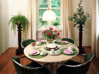 Flores artificiais para interiores de casa: Beleza por muitos anos (bouquets, composições, ekibany)