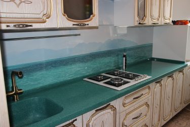 Pedra decorativa na cozinha - 130 opções de design para belos desenhos