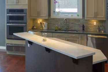 Pedra decorativa na cozinha - 130 opções de design para belos desenhos