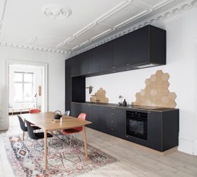 Pedra decorativa na cozinha - 130 opções de design para belos desenhos