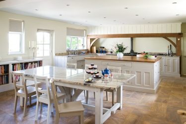 Estilo simples e multifacetado no interior de uma casa de campo. Mais de 200 fotos de design natural e simplicidade