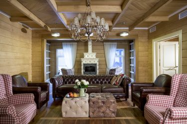 Estilo simples e multifacetado no interior de uma casa de campo. Mais de 200 fotos de design natural e simplicidade
