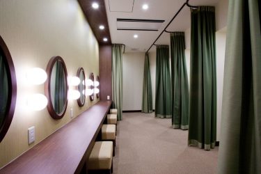 Beirais para cortinas: necessidade ou luxo? Qual é melhor e mais conveniente? (265+ fotos)