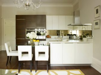 Como pendurar as fotos certas no interior da cozinha - 205+ (Foto) Idéias elegantes e bonitas