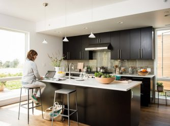 Como pendurar as fotos certas no interior da cozinha - 205+ (Foto) Idéias elegantes e bonitas