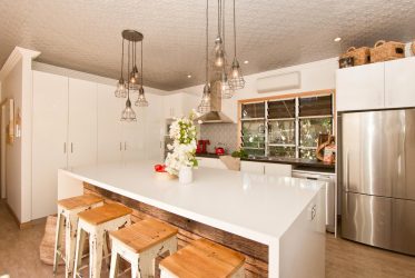 Como pendurar as fotos certas no interior da cozinha - 205+ (Foto) Idéias elegantes e bonitas