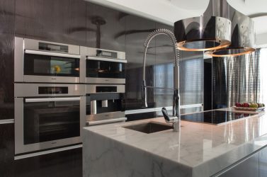 Como pendurar as fotos certas no interior da cozinha - 205+ (Foto) Idéias elegantes e bonitas