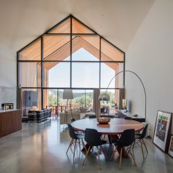 Home design com sótão (170+ fotos) - opções de decoração de interiores de quarto