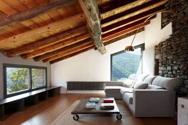 Home design com sótão (170+ fotos) - opções de decoração de interiores de quarto