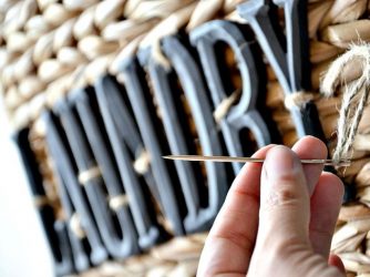Cesto de roupa na casa de banho: 145+ (foto) construído, vime, canto