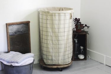 Cesto de roupa na casa de banho: 145+ (foto) construído, vime, canto